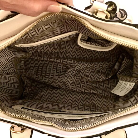 Steve Madden Cream Satchel Bag Handbag Tassel Accent Black Gold Details - Picture 15 of 15